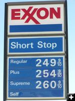 Gas Prices. Photo by Pinedale Online.