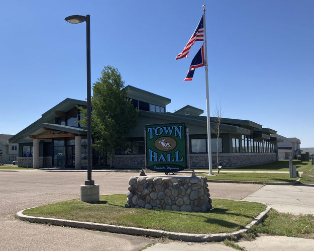 New Pinedale Town Hall. Photo by Dawn Ballou, Pinedale Online.