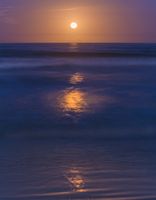Moonrise Over The Atlantic. Photo by Dave Bell.