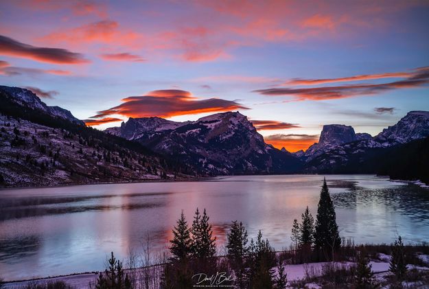 Sunrise Beauty At Green River Lakes. Photo by Dave Bell.